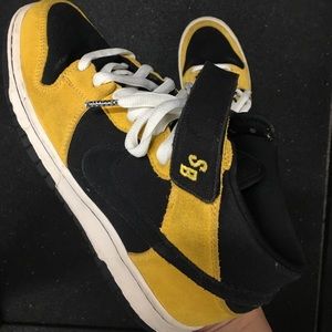 Nike SB Wutang Mids
